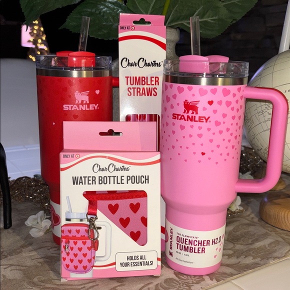 Stanley x Target Quencher 40oz Valentine's Day 2025 Set Pink Red Char Charms NWT - Picture 7 of 7